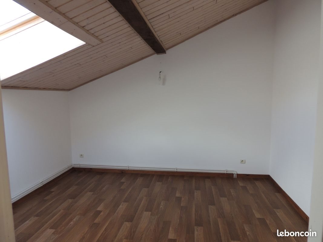 Appartement à louer, 74m², Azerailles