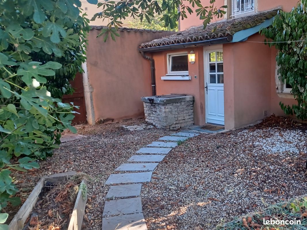 Appartement à louer, 37m², Saint-Didier-de-Formans