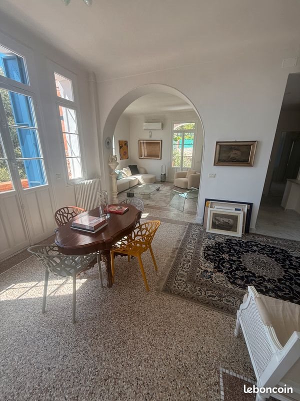 Maison à louer, 350m², Roquebrune-Cap-Martin