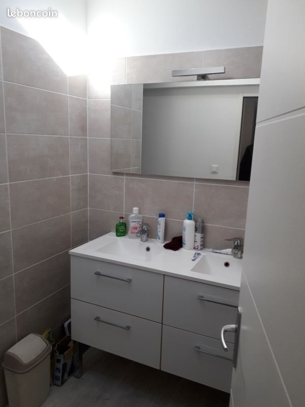 Appartement à louer, 70m², Milhaud