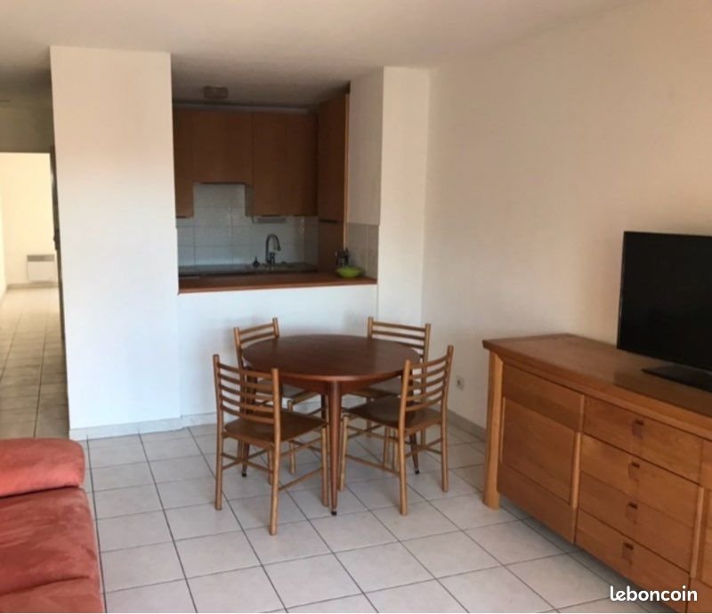 Appartement à louer, 43m², Hyères