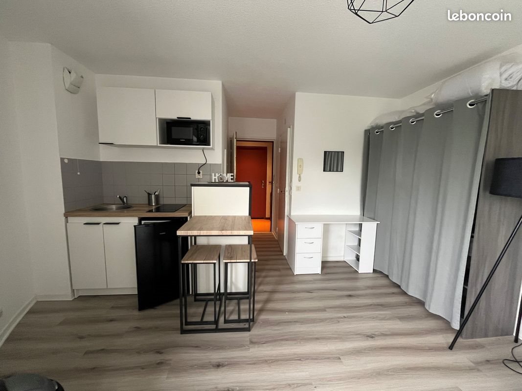 Appartement à louer, 19m², Pau