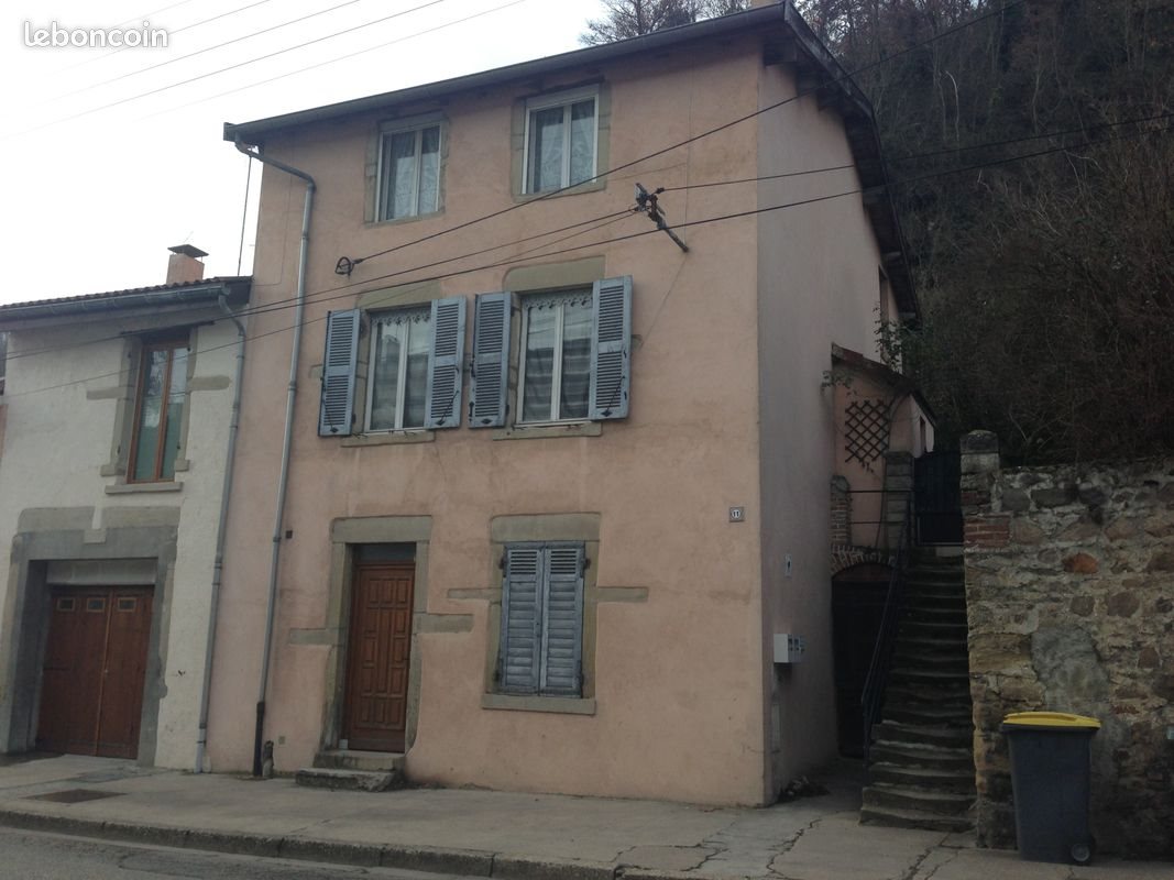 Appartement à louer, 60m², Pont-Evêque