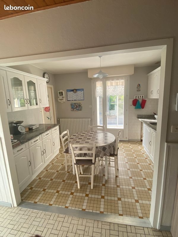 Maison à vendre, 115m², Saint-Georges-de-Pointindoux