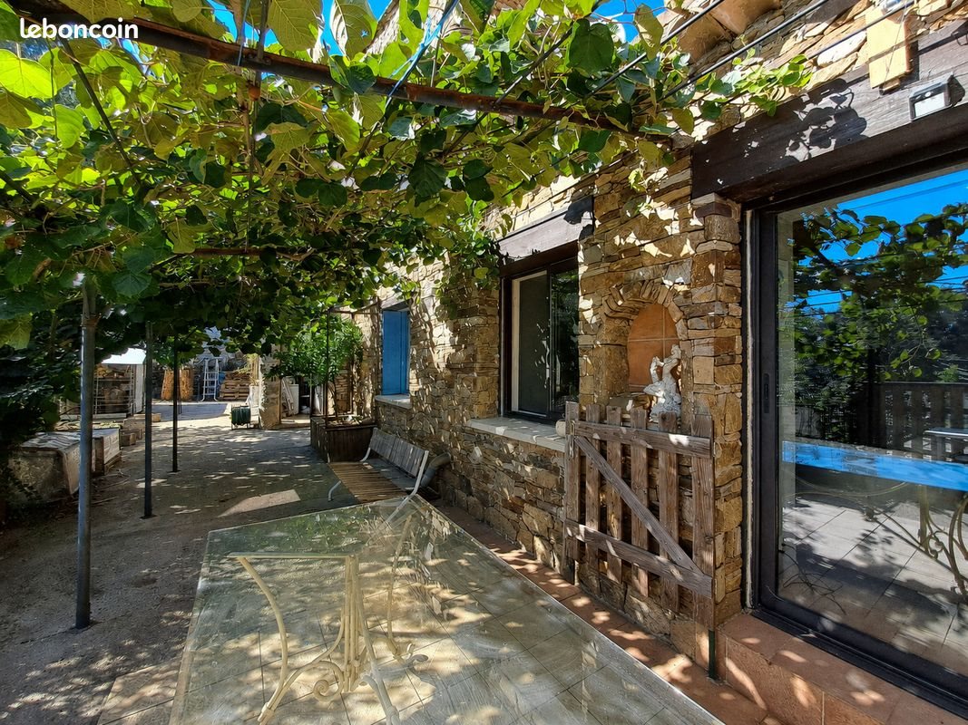 Maison à vendre, 119m², Sénéchas