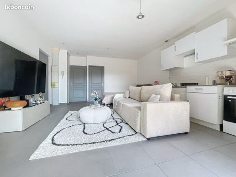 Appartement à louer, 37m², Ecully