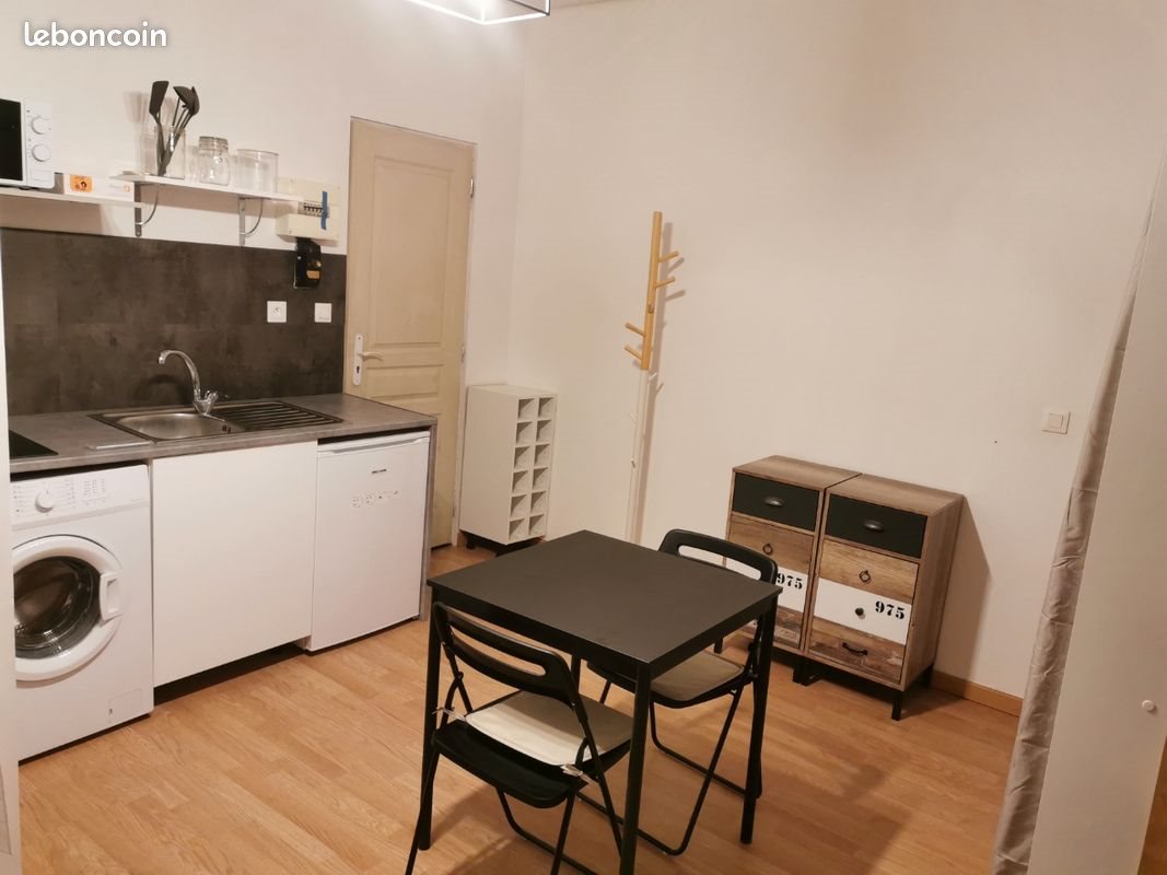 Appartement à louer, 17m², Albert