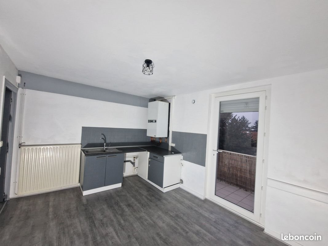 Appartement à louer, 75m², Chazelles-sur-Lyon