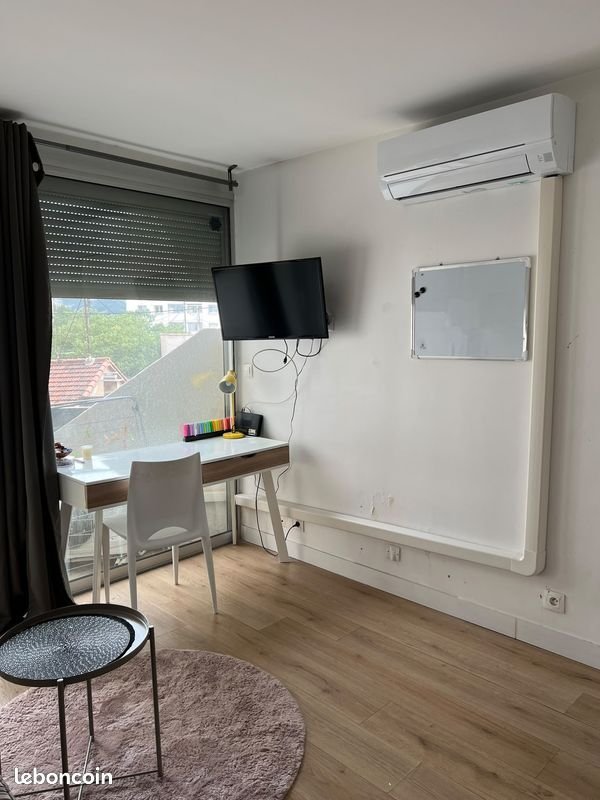 Appartement à louer, 16m², Marseille 10ème