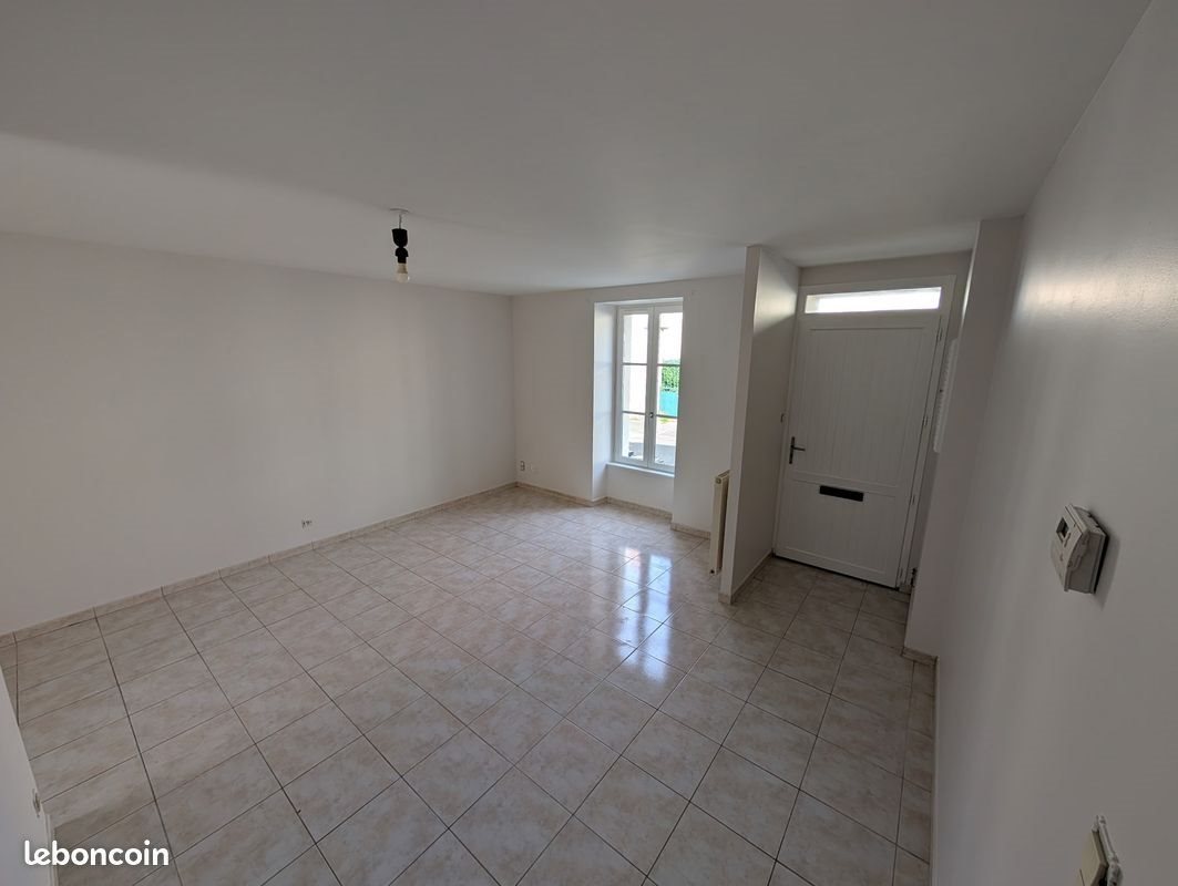 Maison à louer, 78m², Fontenay-le-Comte