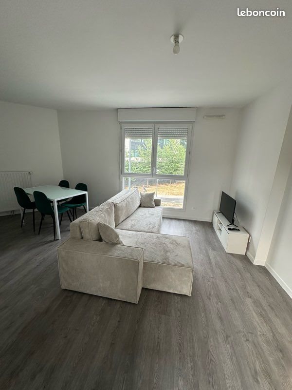 Appartement à louer, 48m², Evry
