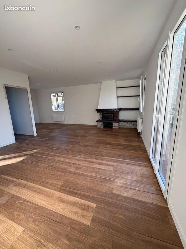 Maison à louer, 100m², Belley