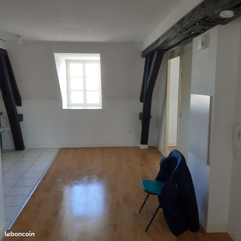 Appartement à louer, 70m², Laon