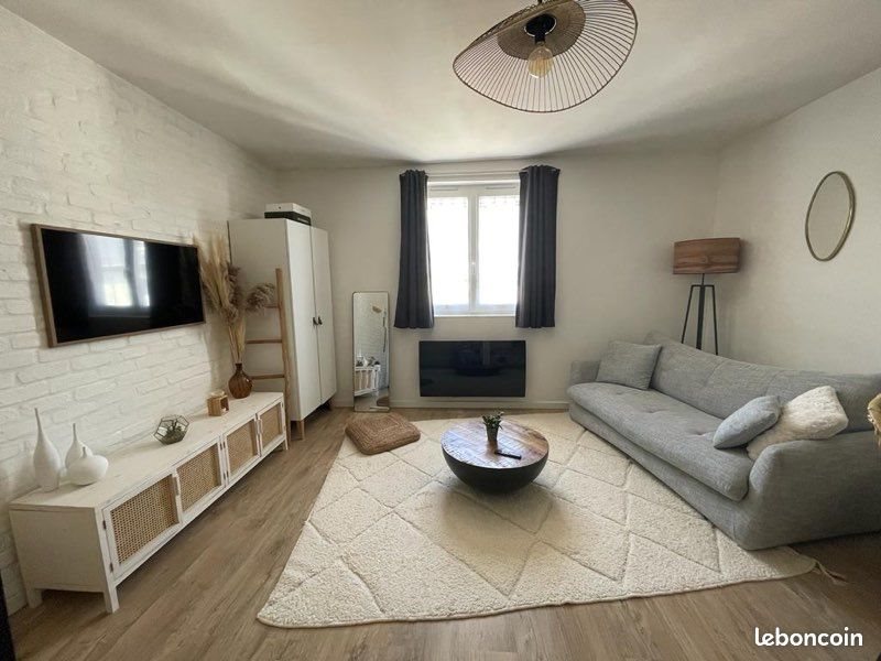 Appartement à louer, 23m², Versailles