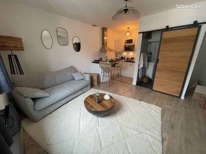 Appartement à louer, 23m², Versailles