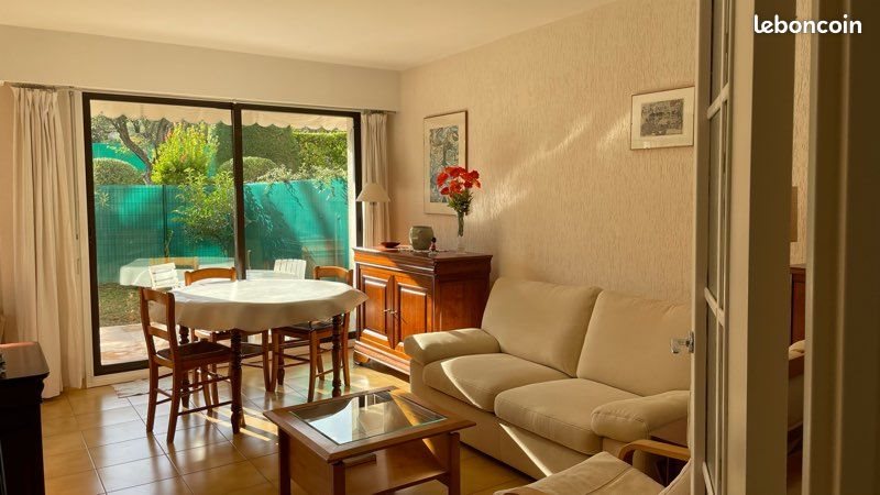 Appartement à louer, 52m², Antibes