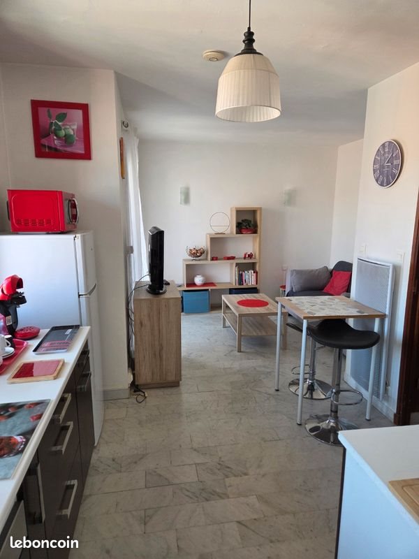 Appartement à louer, 28m², Béziers