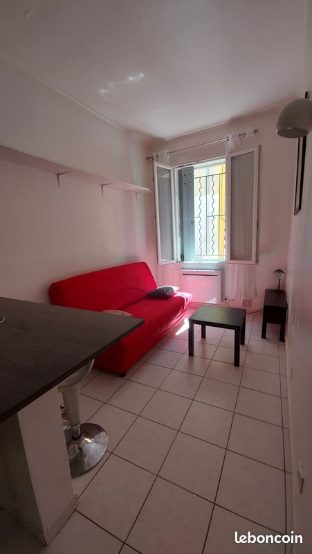 Appartement à louer, 36m², Nîmes