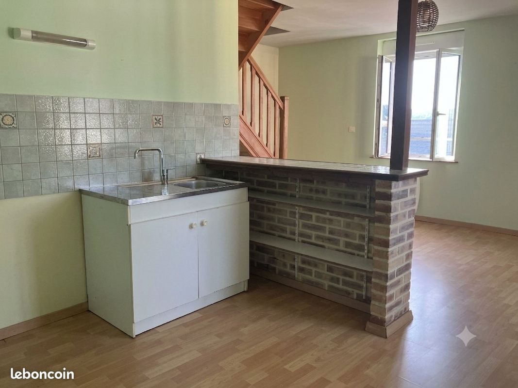 Appartement à louer, 42m², Plomodiern