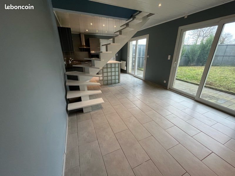 Appartement à louer, 60m², Saint-Romain-de-Popey