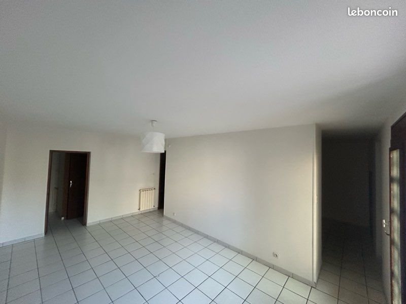 Appartement à louer, 62m², Moulins