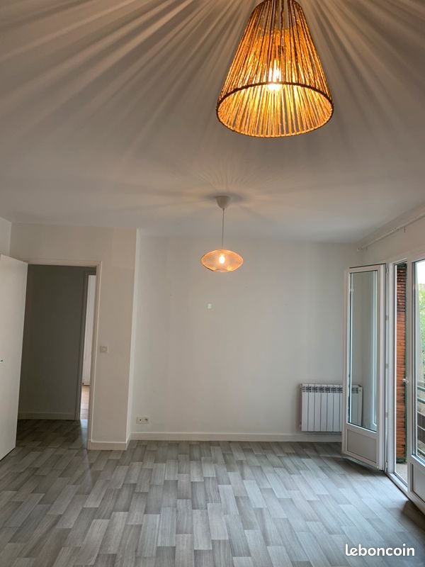 Appartement à louer, 63m², Sorèze