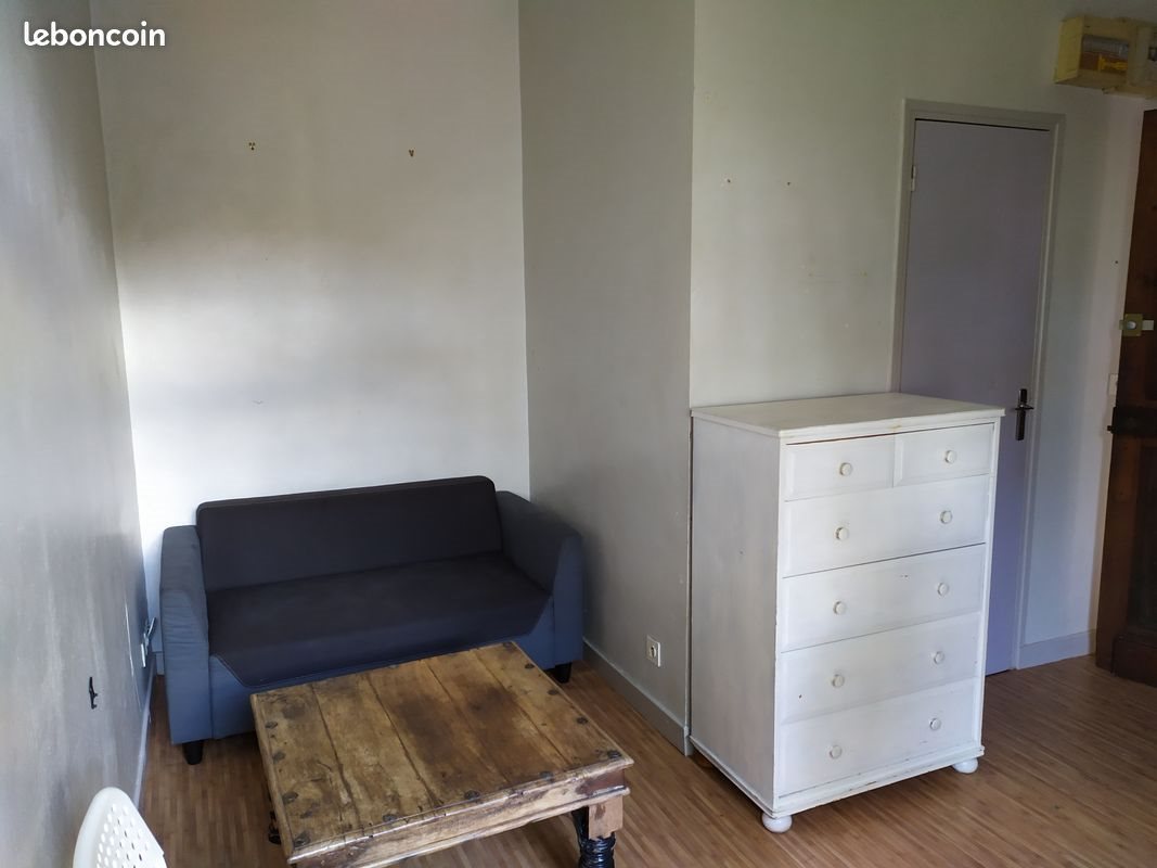 Appartement à louer, 23m², Figeac