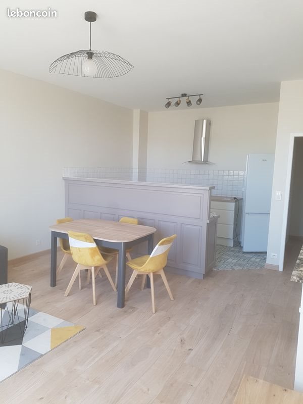 Appartement à louer, 67m², Donzère