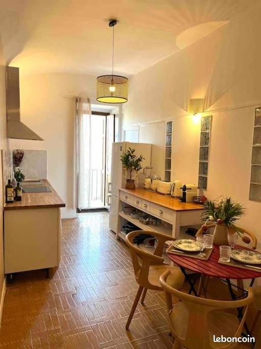Appartement à louer, 83m², Ajaccio