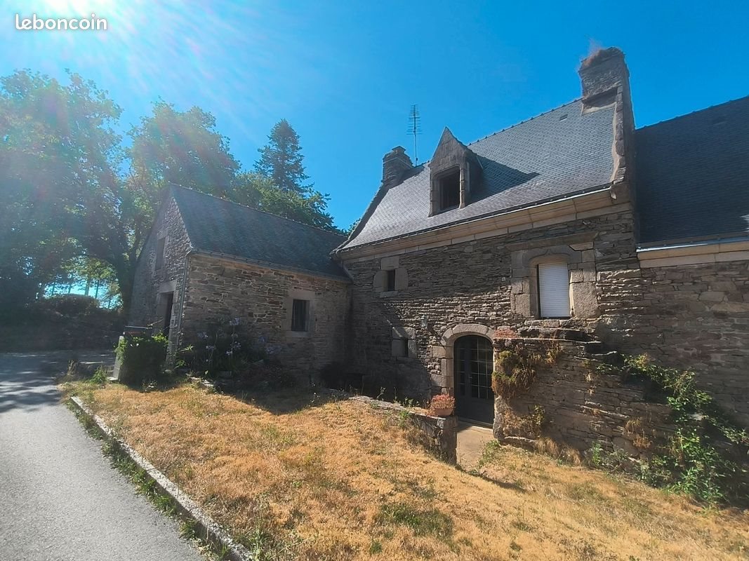Maison à louer, 150m², Cléguer