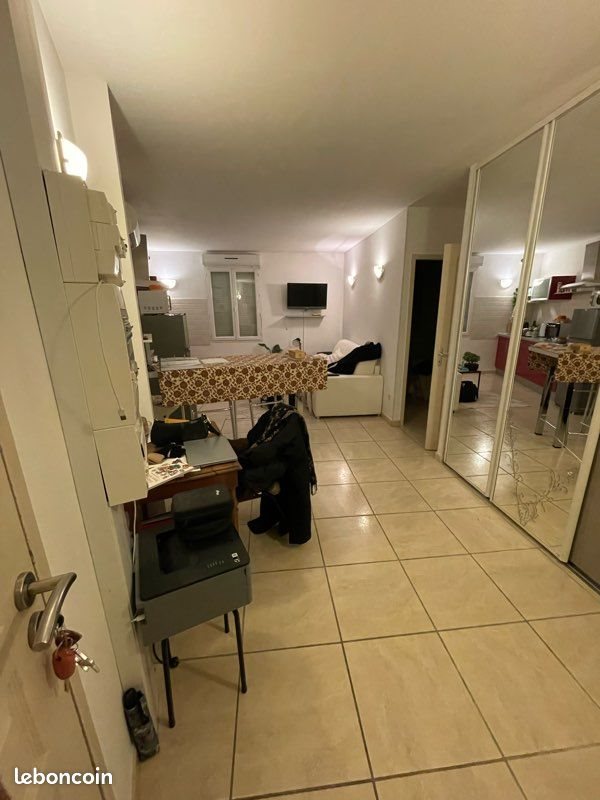Appartement à louer, 40m², Morières-lès-Avignon
