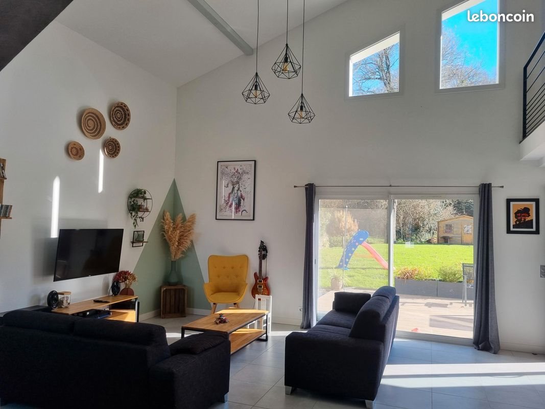 Maison à louer, 180m², Saint-Pée-sur-Nivelle