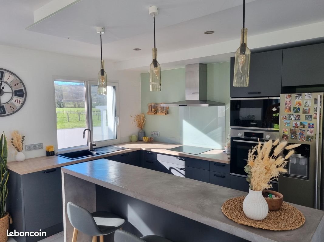 Maison à louer, 180m², Saint-Pée-sur-Nivelle