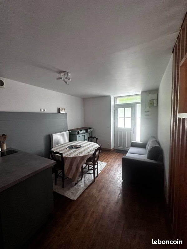 Appartement à louer, 35m², Savignac-les-Églises