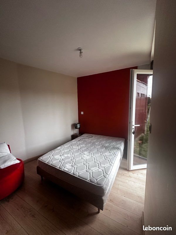 Appartement à louer, 35m², Savignac-les-Églises