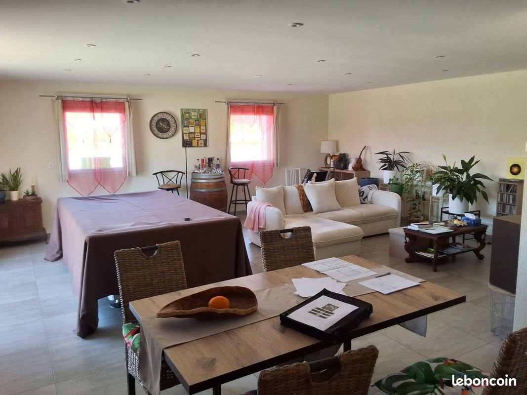 Maison à louer, 130m², Lantriac