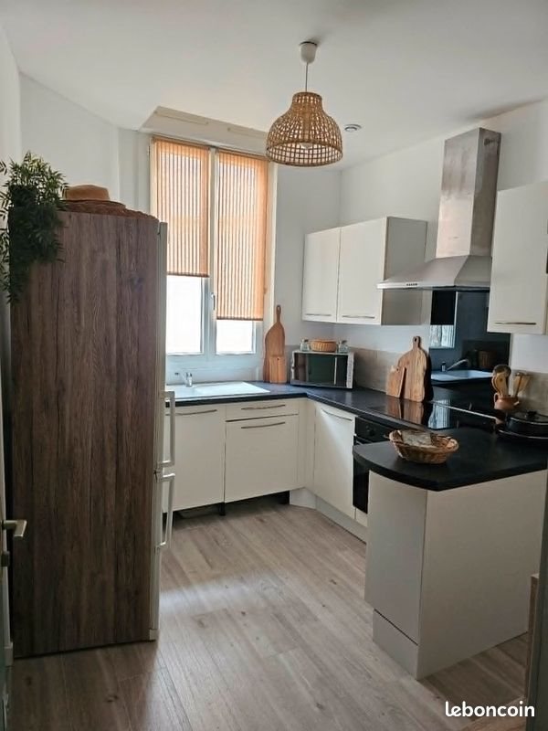 Appartement à louer, 40m², Saintes