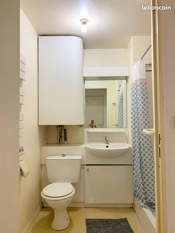 Appartement à louer, 18m², Courbevoie