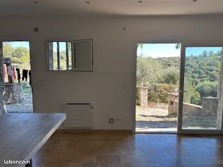 Appartement à louer, 55m², Peymeinade