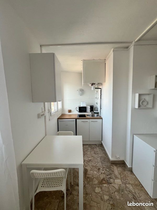 Appartement à louer, 21m², Marseille 10ème