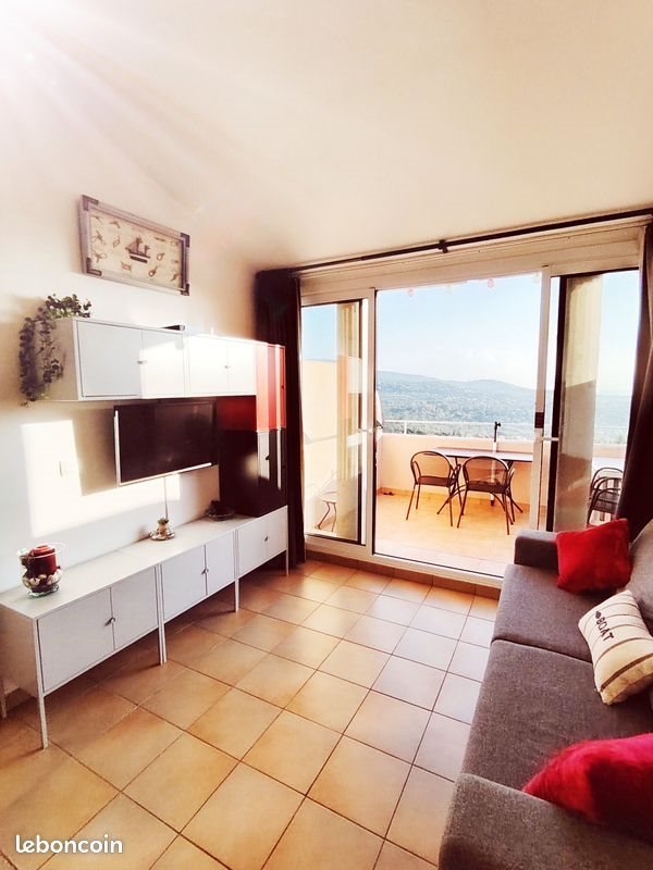 Appartement à louer, 28m², Grimaud
