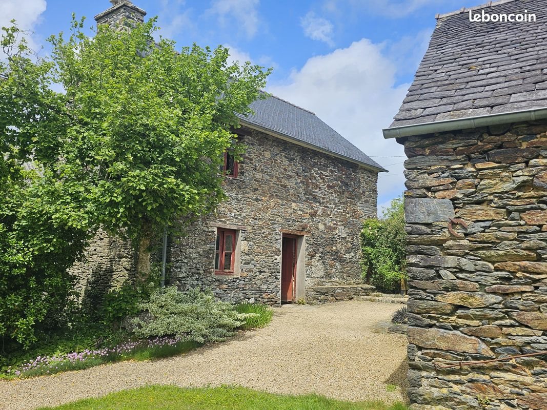 Maison à vendre, 72m², Lampaul-Guimiliau