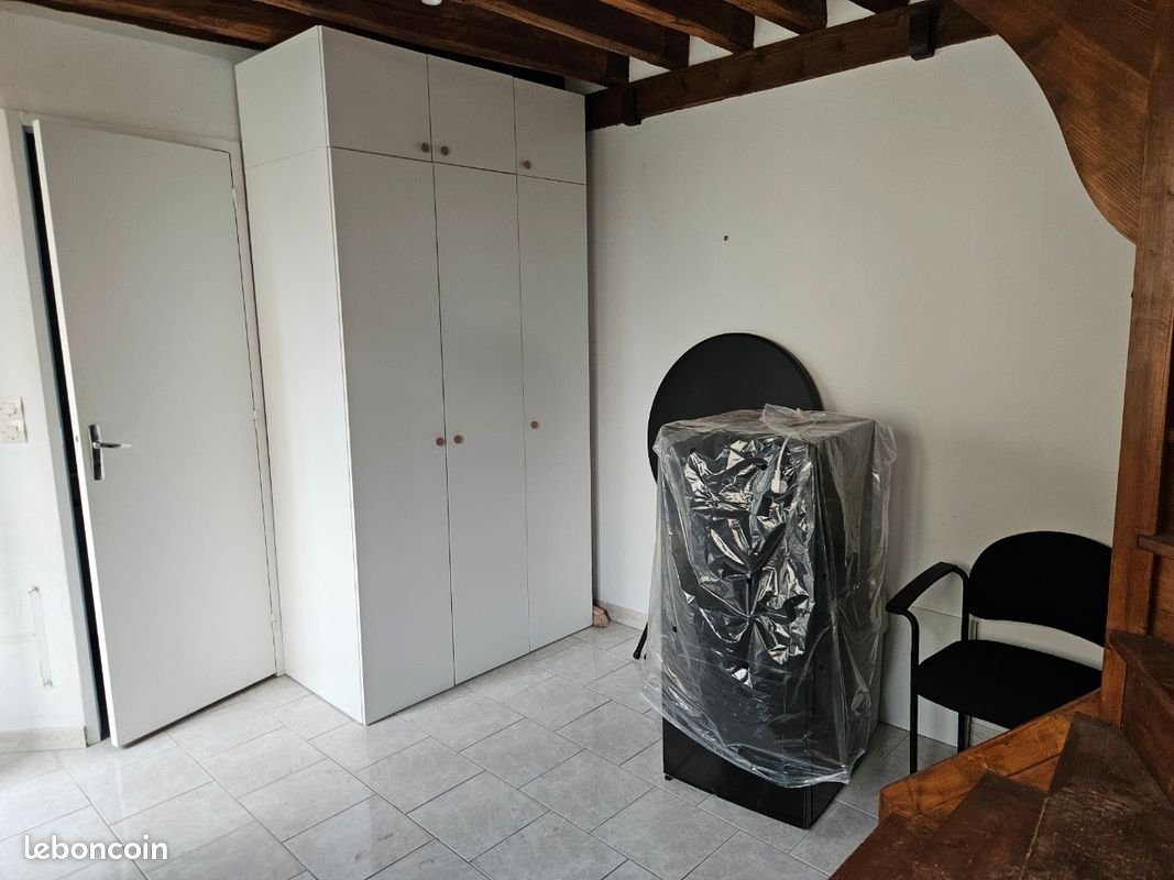 Appartement à louer, 18m², Pont-sur-Yonne
