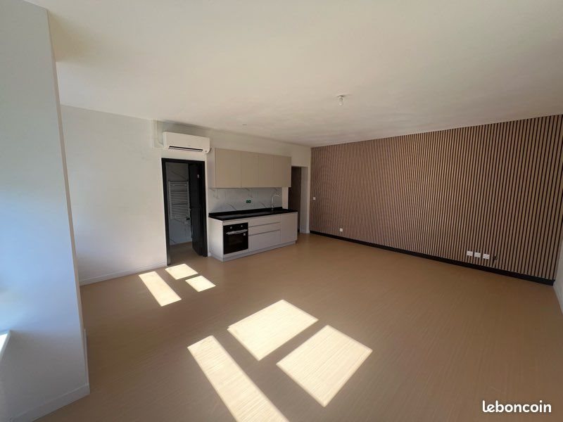 Appartement à louer, 37m², Crespin