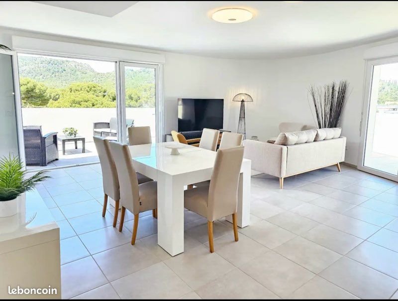 Appartement à louer, 100m², Marseille 9ème