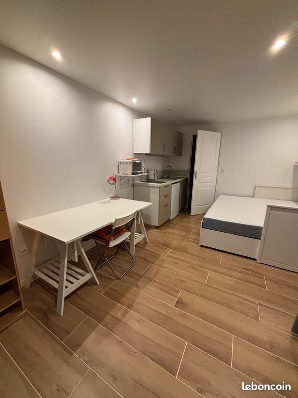 Appartement à louer, 20m², Saint-Rémy-lès-Chevreuse