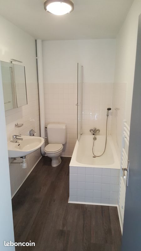 Appartement à louer, 42m², Poligny