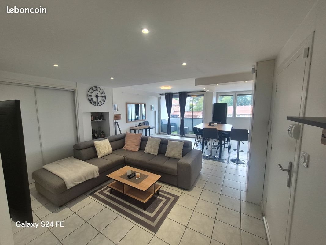 Appartement à louer, 73m², Saint-Étienne