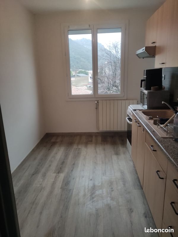 Appartement à louer, 57m², Le Pouzin