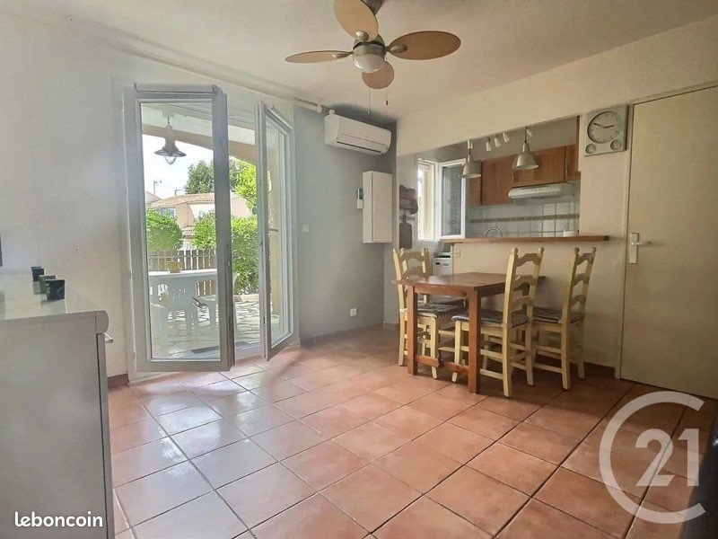 Maison à louer, 37m², La Londe-les-Maures